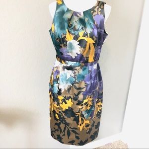 Tahari -Water Color Floral Purple Sheath Sleeveless Dress Size 8